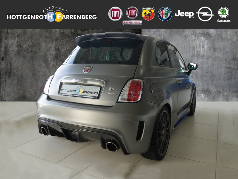 Abarth 500 695 Biposto 1.4 T-Jet 139kW (190 PS) — photo 2