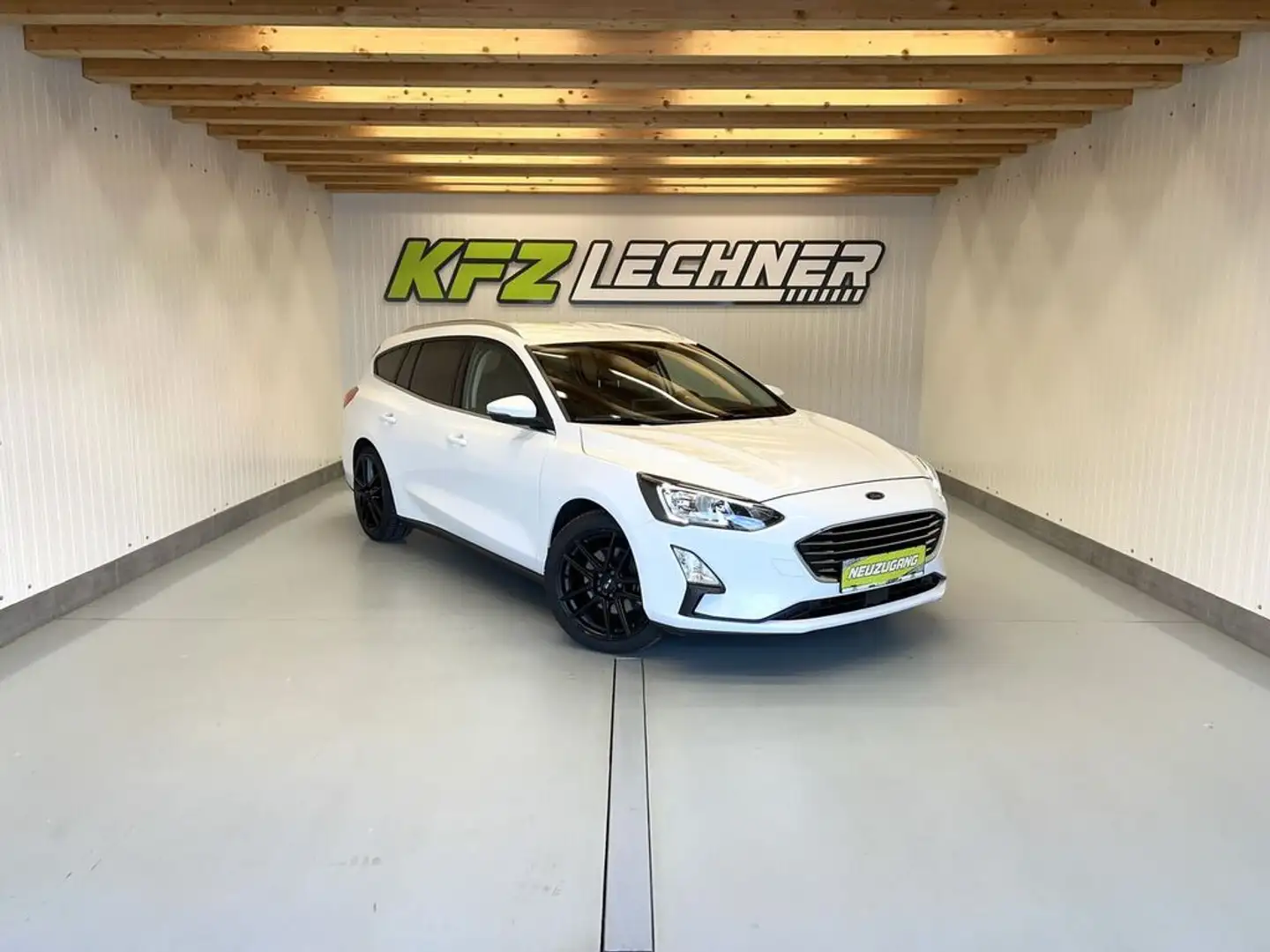 Ford Focus Turnier 1,5 EcoBl. ''Titanium'' W-PAKET*ACC White - 1