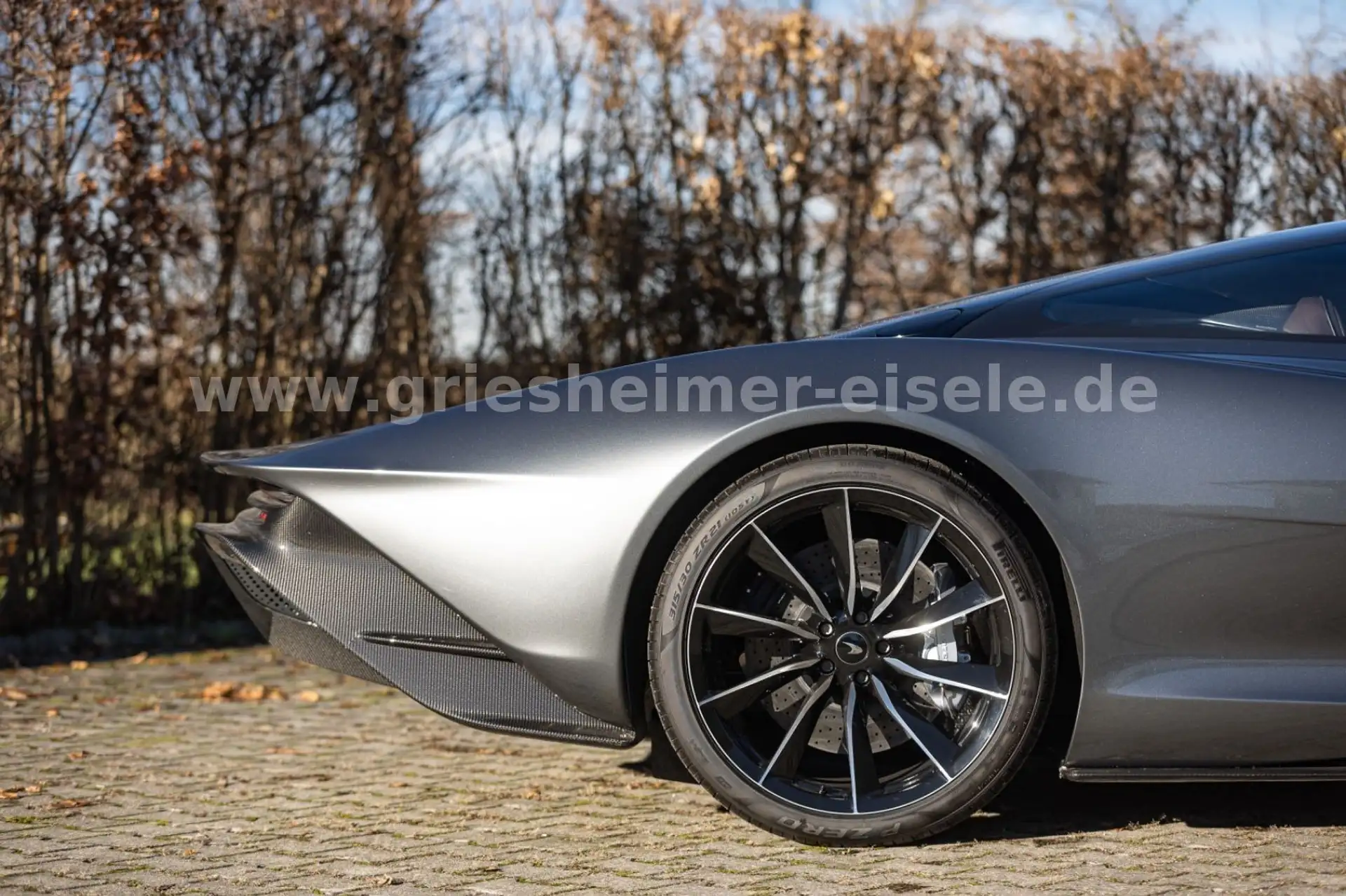 맥라렌 Speedtail 2021 네이비 사진 7
