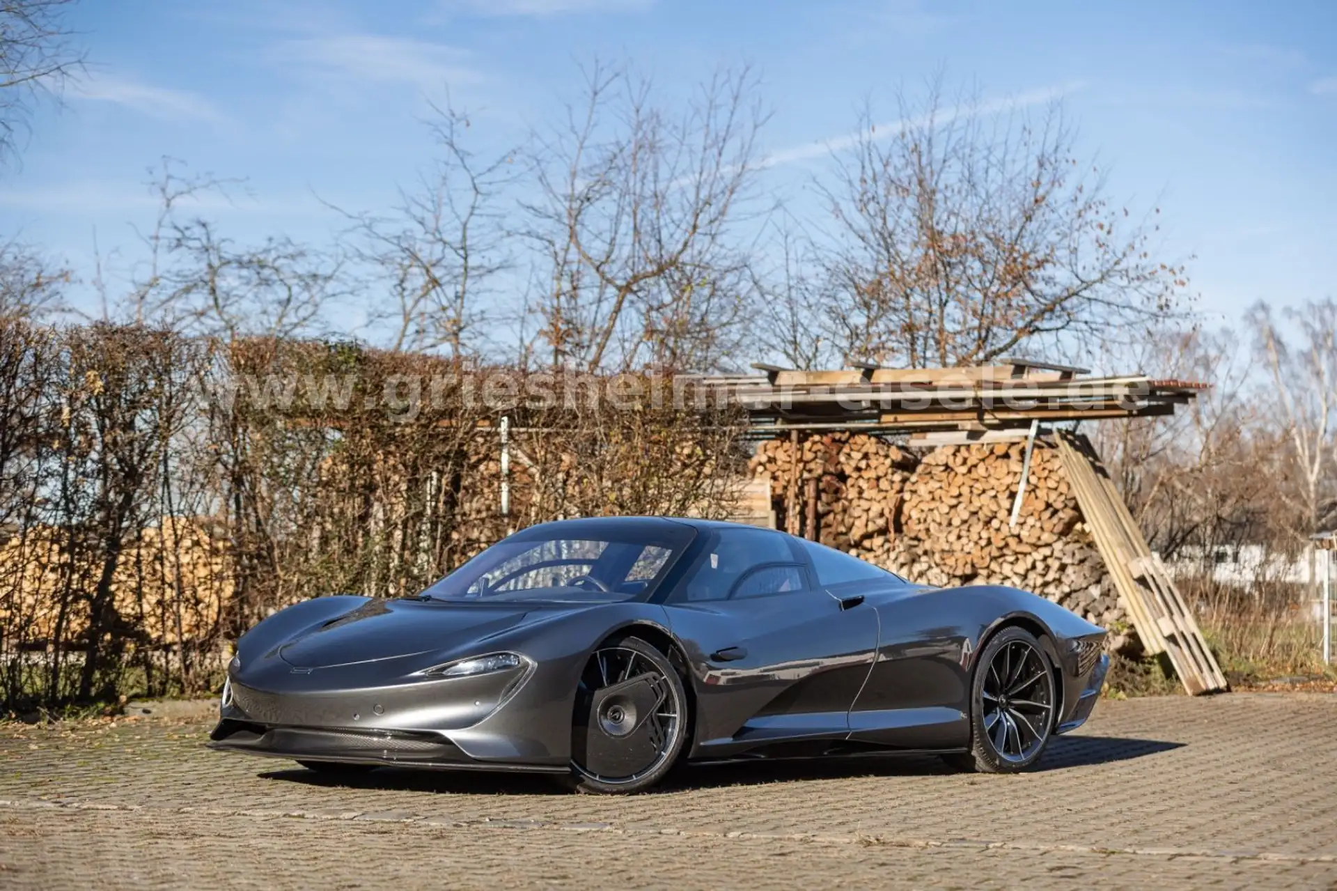 맥라렌 Speedtail 2021 네이비 사진 3