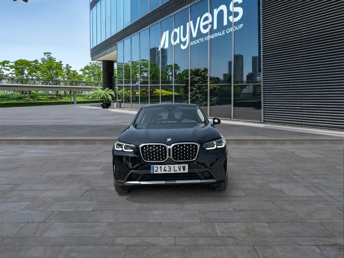 BMW X4 xDrive 20dA xLine Schwarz - 2