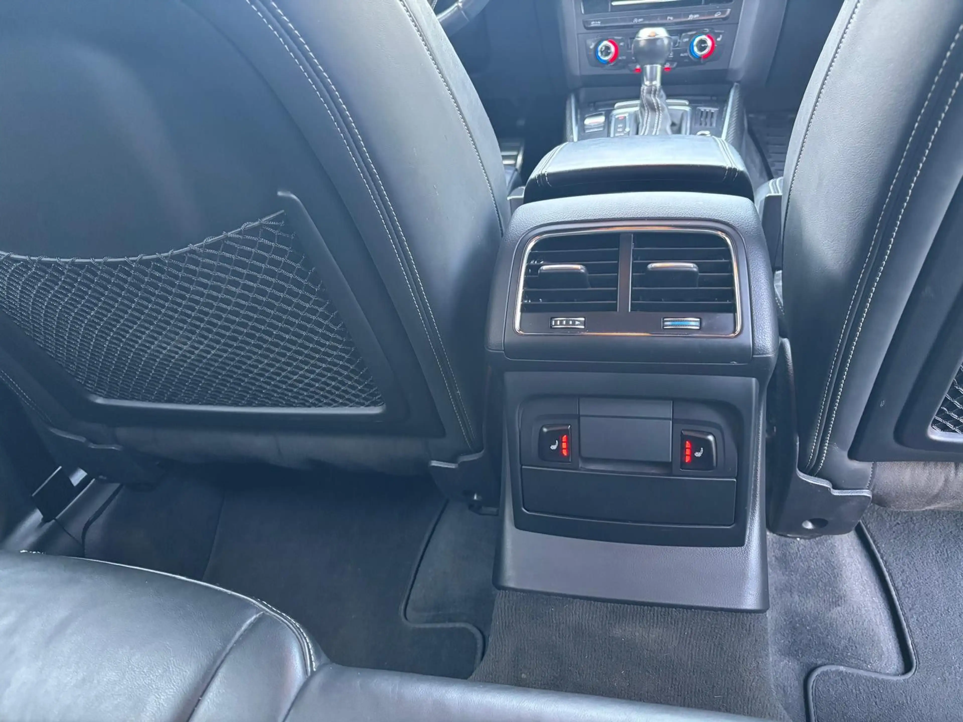 Audi SQ5 3.0 TDI quattro Leder 4xSH ATMotor 95.000 Km — photo 6