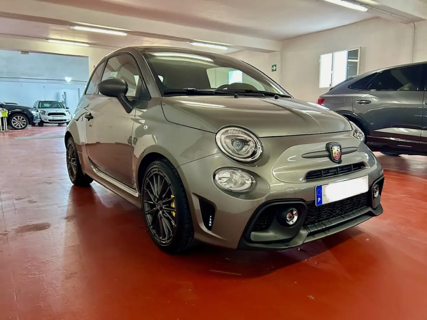 Abarth 695C 1.4T JET AUT. 132KW Gris - 1