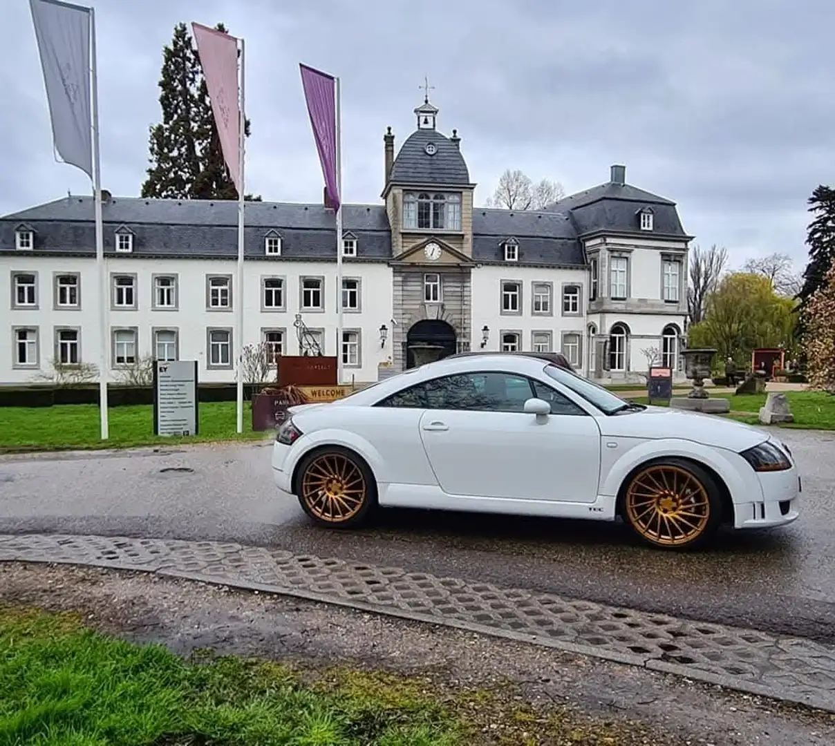 Audi TT TT 1.8 5V Turbo bijela - 1