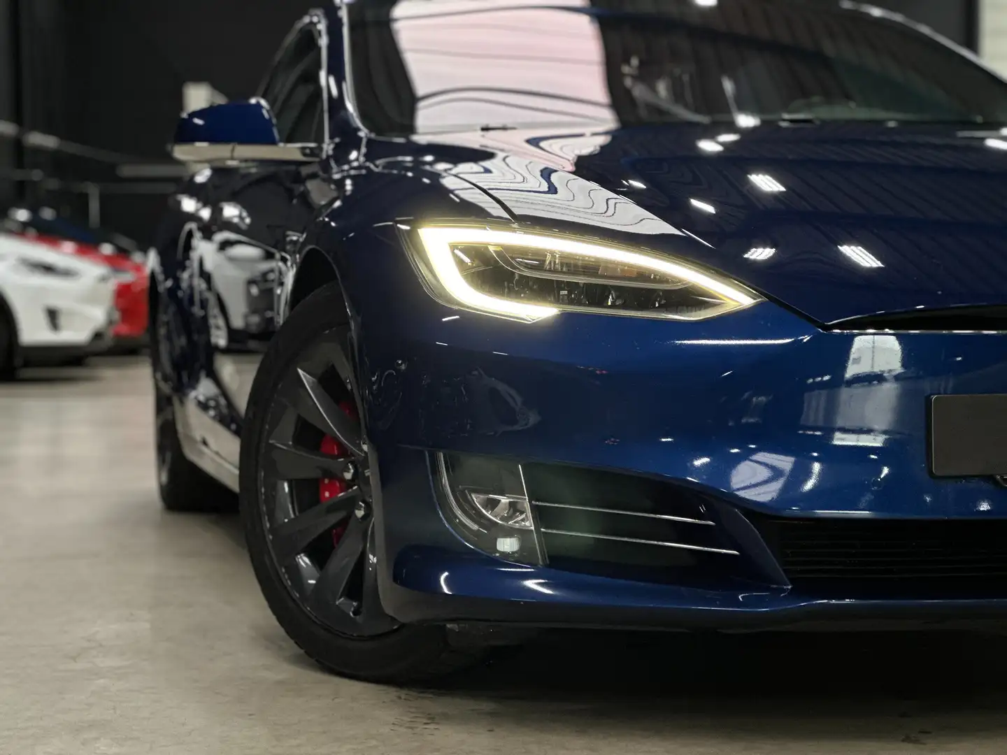 Tesla Model S PERFORMANCE - RAVEN - FULL SELF DRIVING Blauw - 2