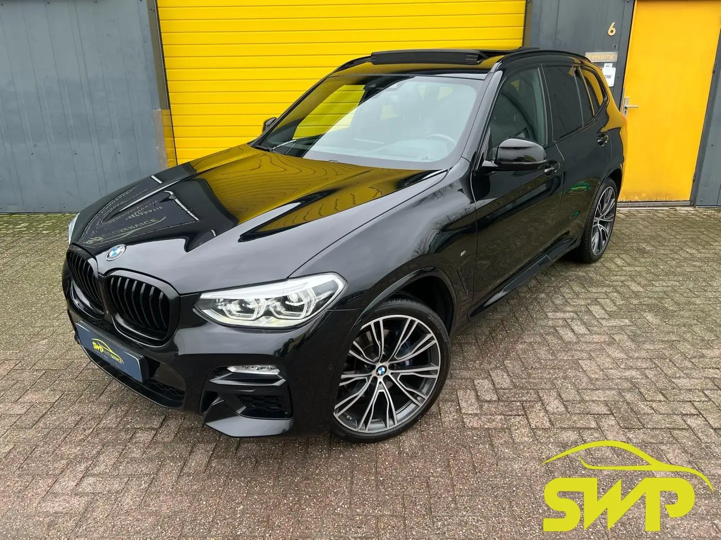 BMW X3 M40i xDrive | Pano | Head up | Adaptief onderstel - 1