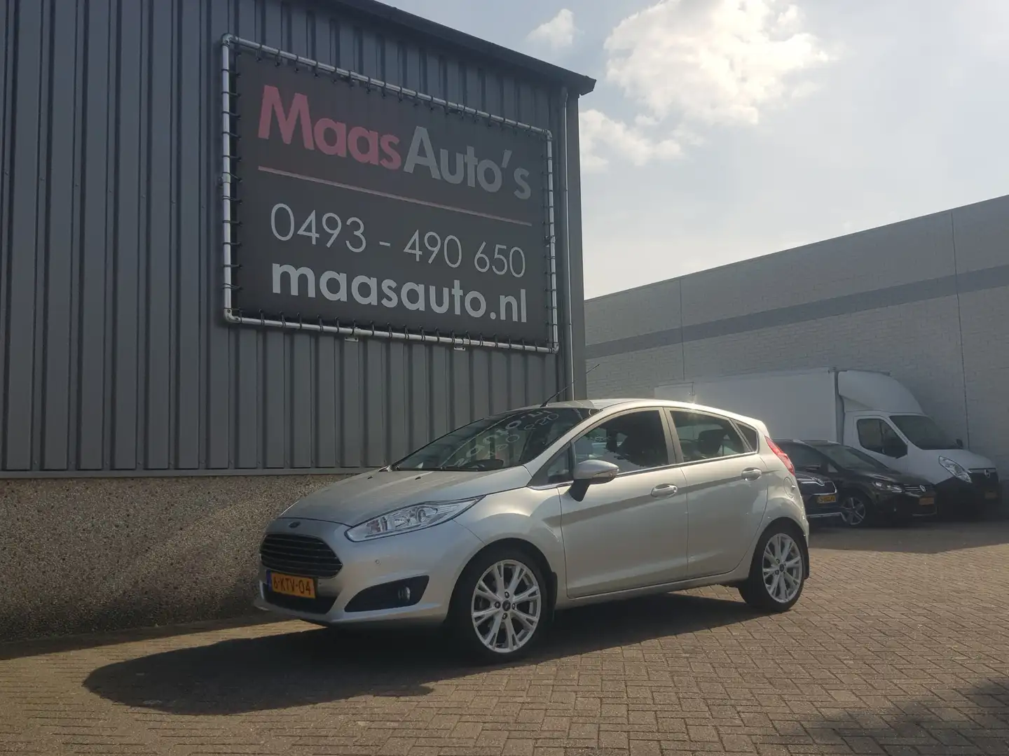 Ford Fiesta 1.6 Ti-VCT Titanium automaat full-options 1e eigen Grau - 1