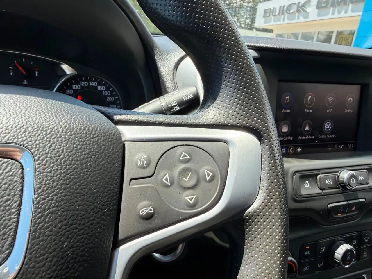 GMC Terrain photo GMC Terrain