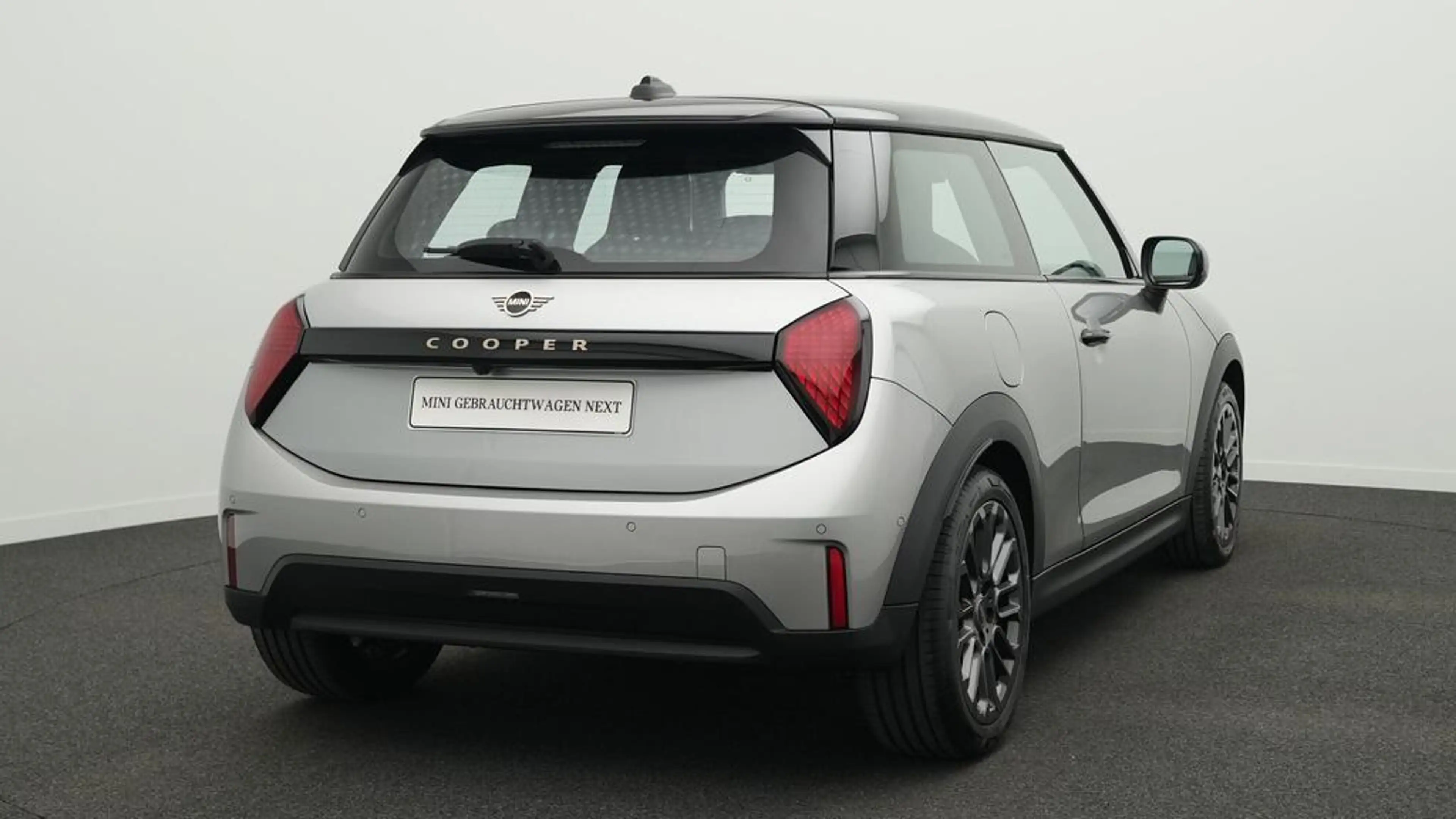 MINI Cooper C Favoured Trim — photo 4