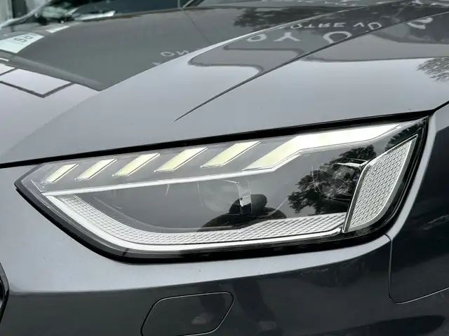 Audi S4 view 2