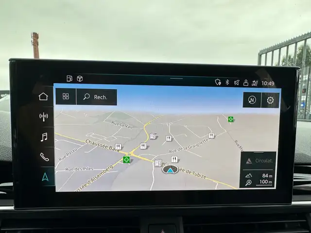 Audi S4 view 11