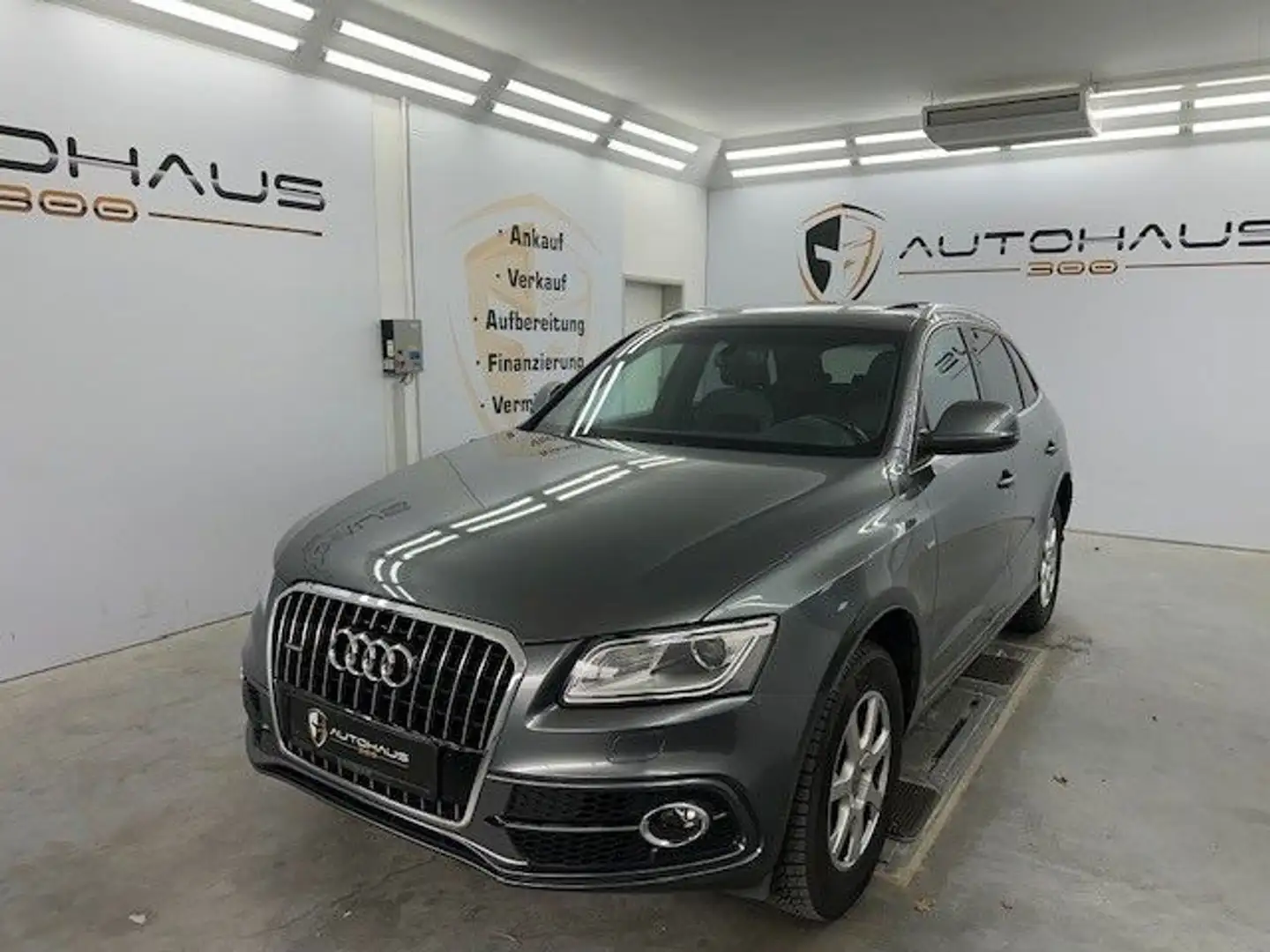 Audi Q5 2.0 TDI  quattro S-LINE NAVI KLIMA TEMPO PANO Grau - 1