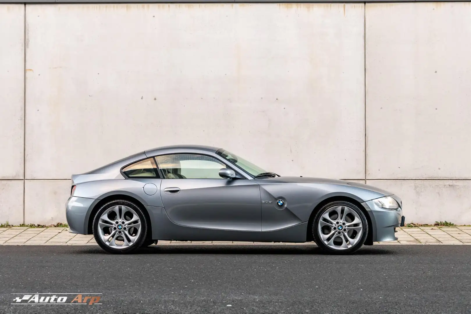 BMW Z4 Coupé 3.0si Grau - 2