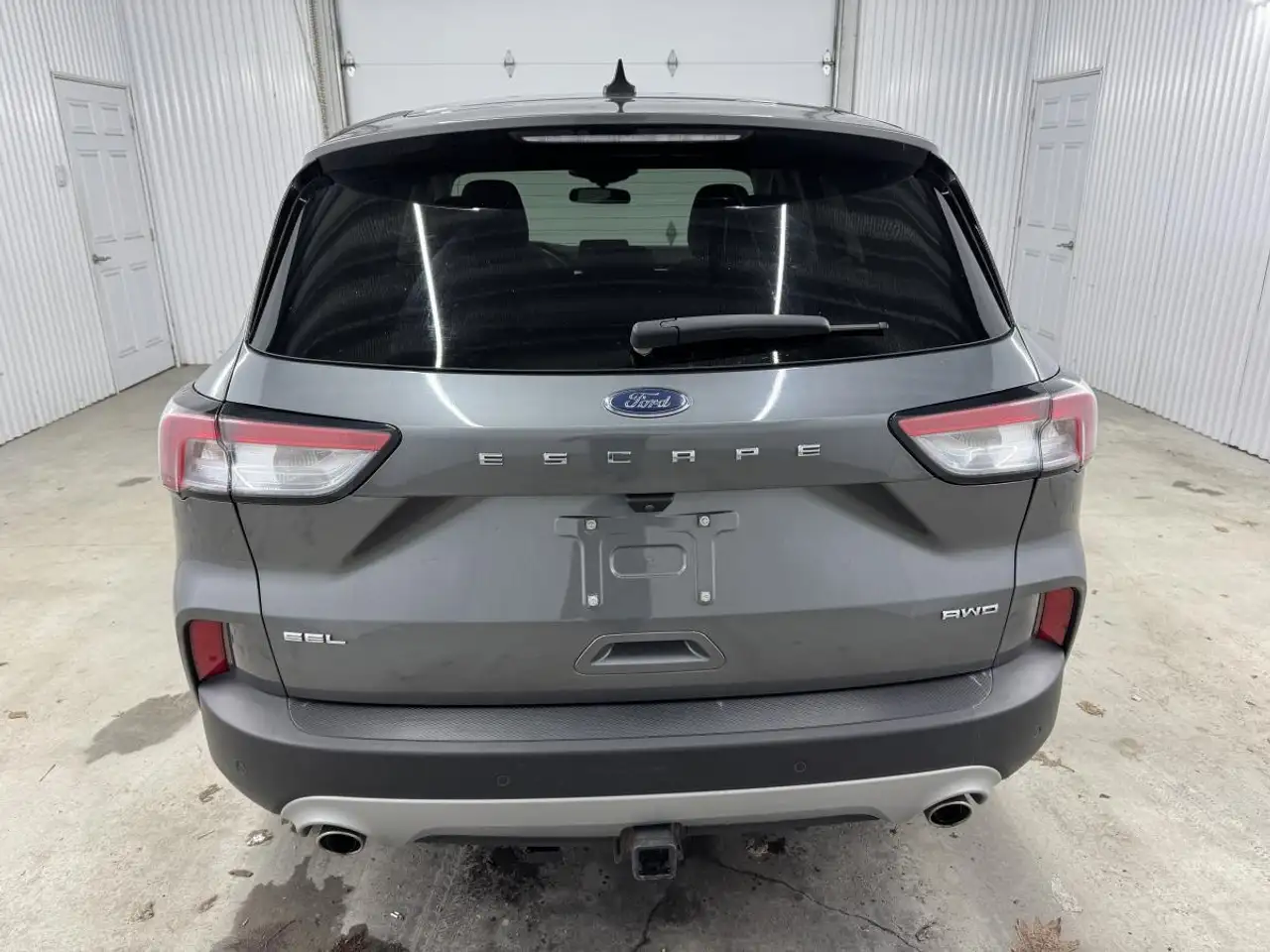 Ford Escape снимка Ford Escape