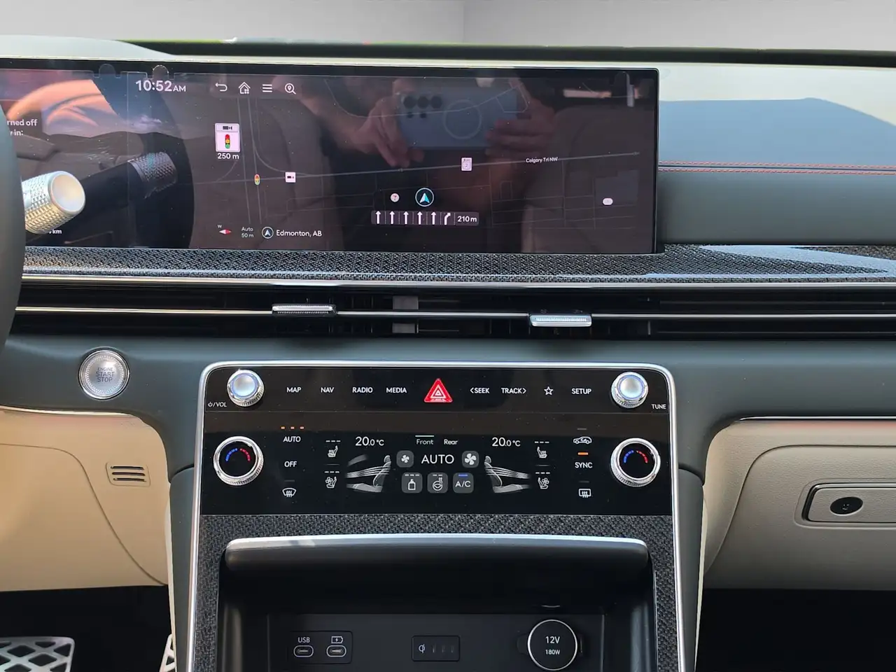 Genesis GV80 снимка Genesis GV80