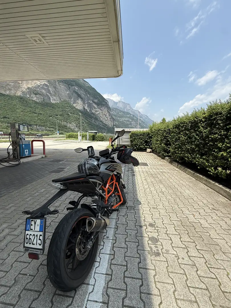 KTM 125 Duke - 1