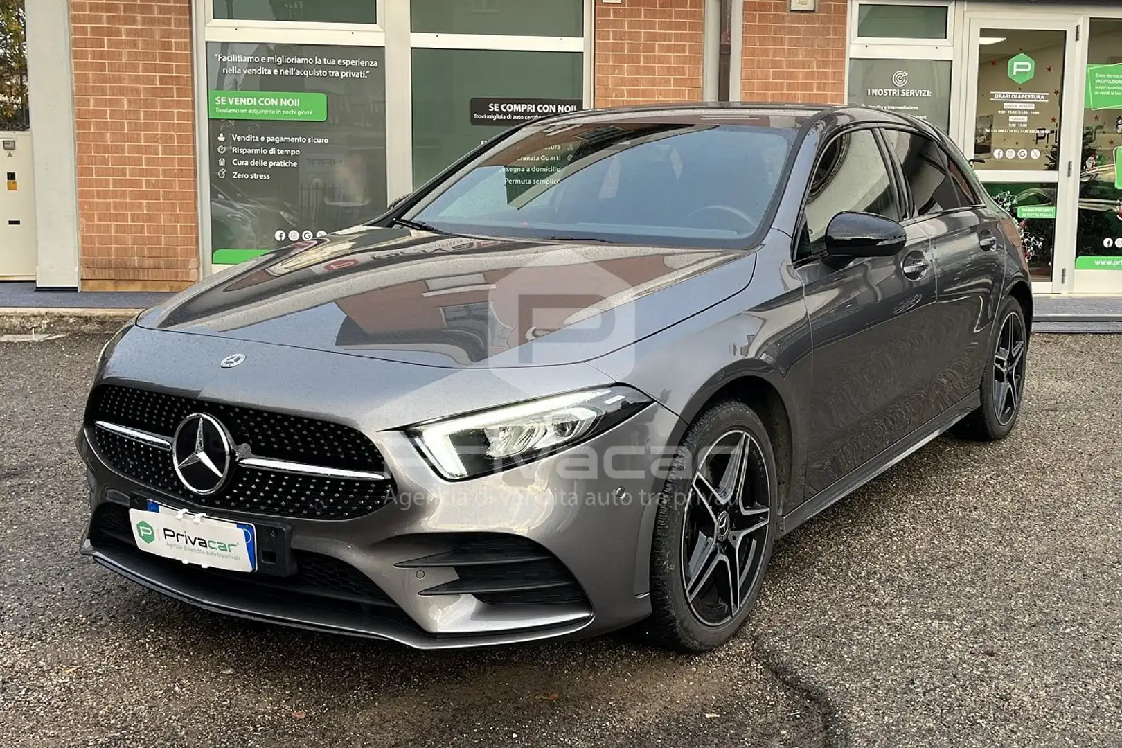 Mercedes-Benz A 250 A 250 e hybrid EQ Premium Argento - 1