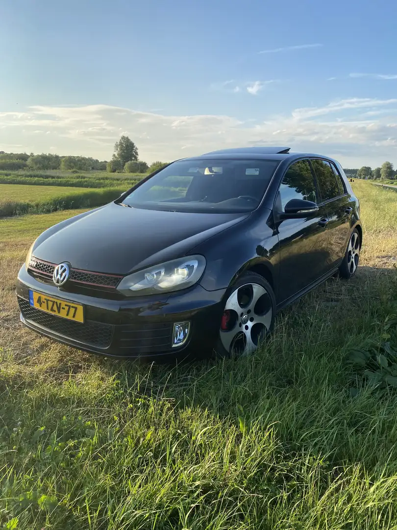 Volkswagen Golf GTI 2.0 Black - 1