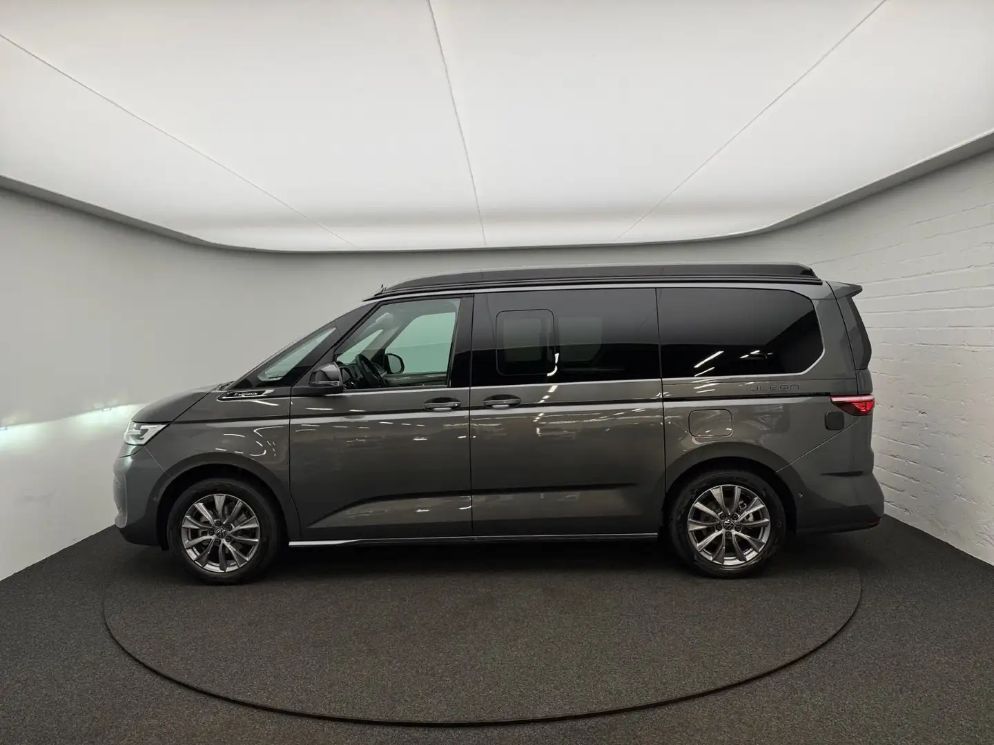 Volkswagen T7 California 2.0 TDI Ocean DSG*LED*Digital*Navi Сірий - 2