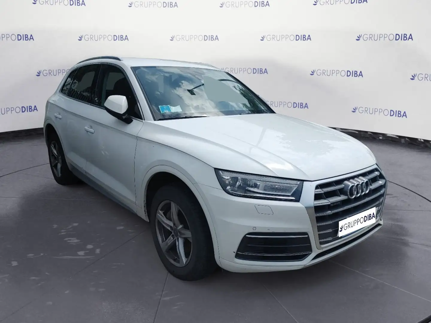 Audi Q5 II 2017 Diesel 40 2.0 tdi Business Design quattro Bianco - 2