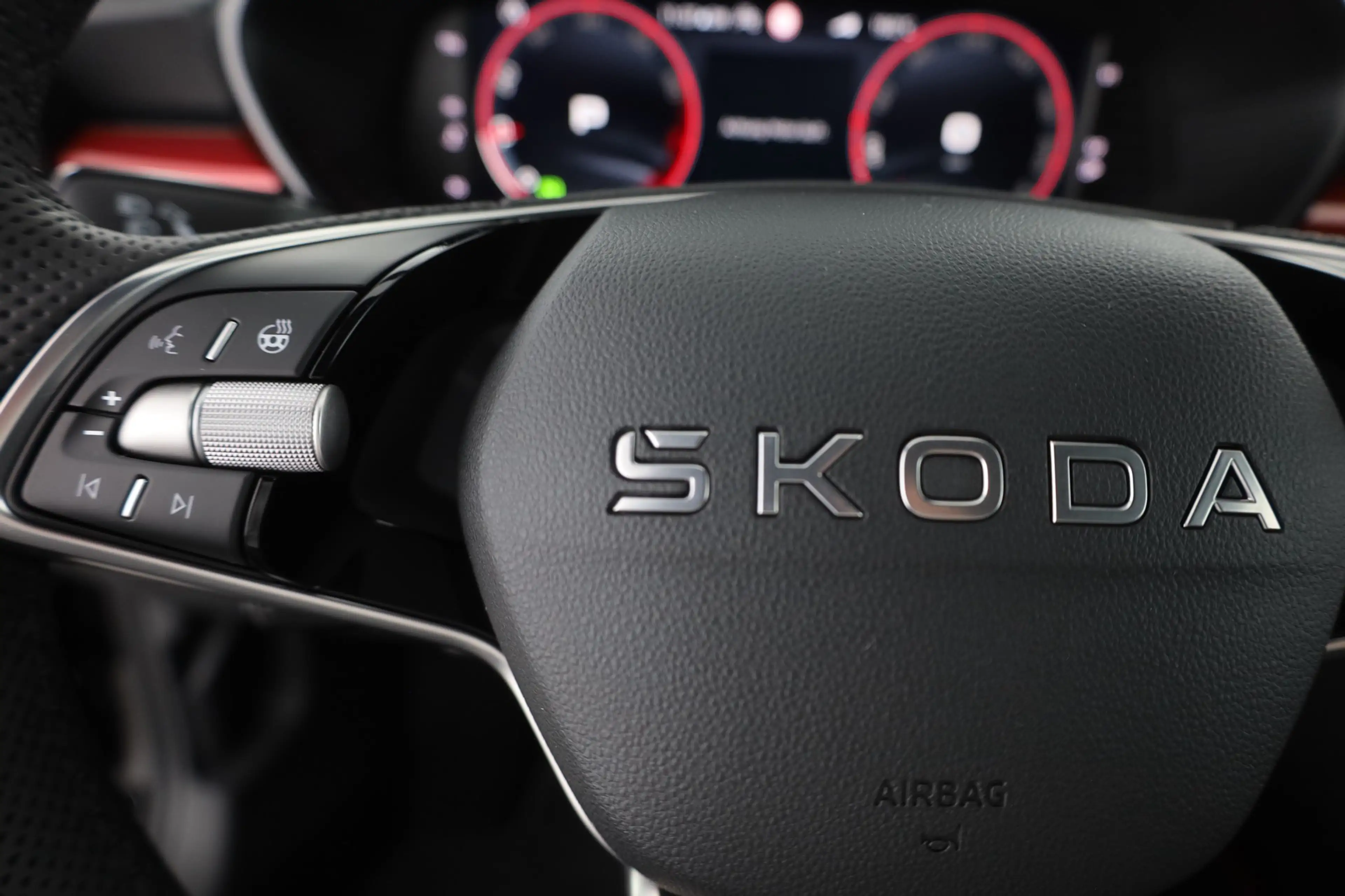 Skoda Fabia Monte Carlo 1.0 TSI DSG LED ACC Kamera — photo 14