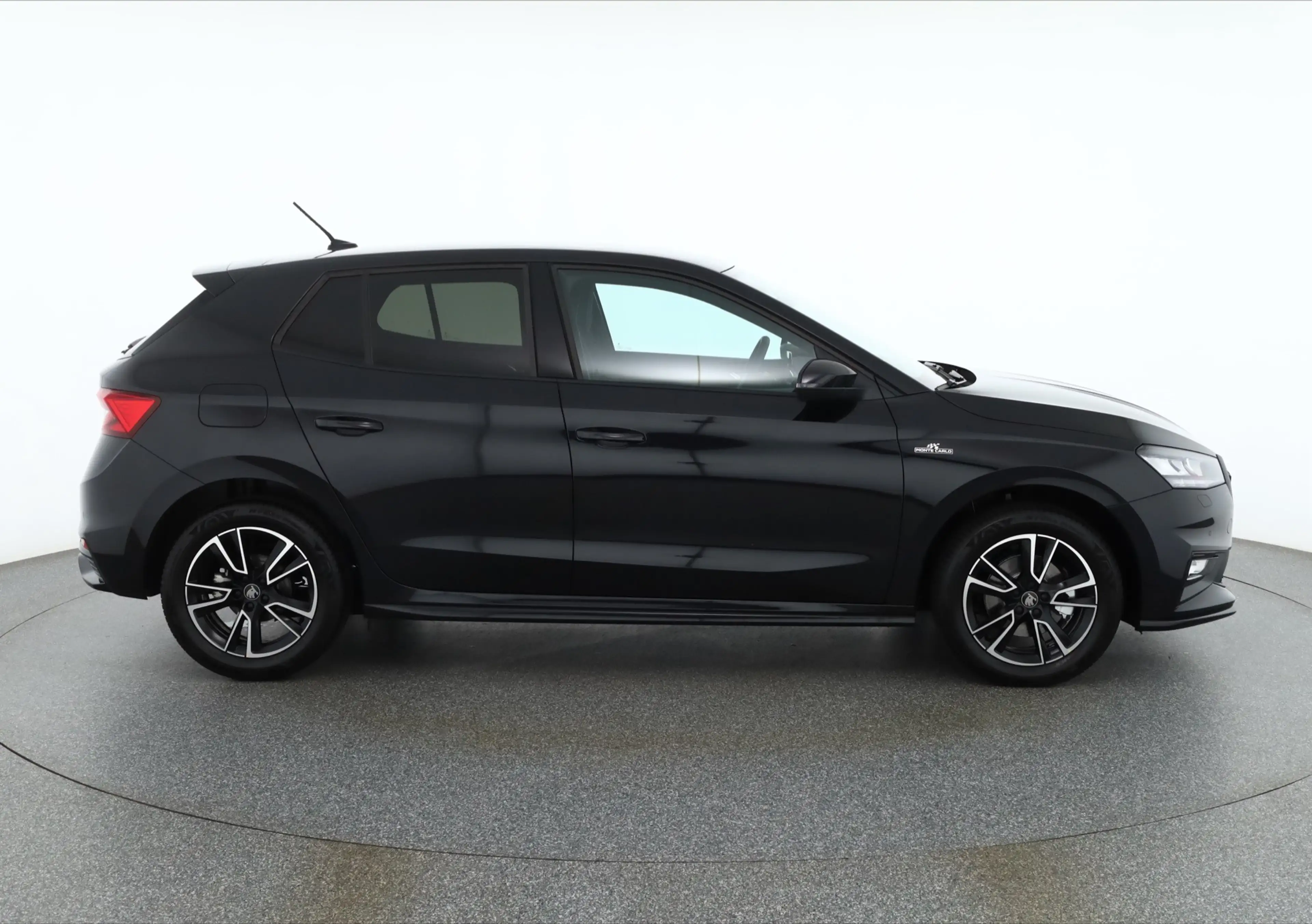 Skoda Fabia Monte Carlo 1.0 TSI DSG LED ACC Kamera — photo 6
