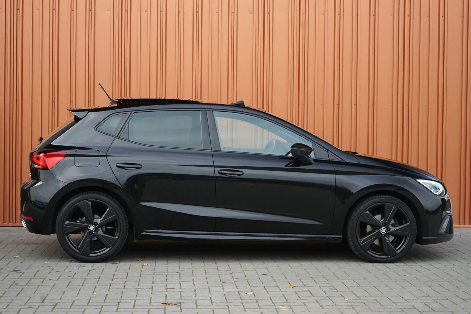 SEAT Ibiza 1.0 TSI FR BLACK EDITION DSG 116PK Panodak Virtual Noir - 2