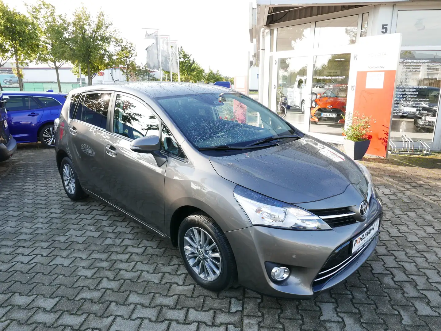 Toyota Verso 1.8 Edition-S 6-Gang Gris - 2
