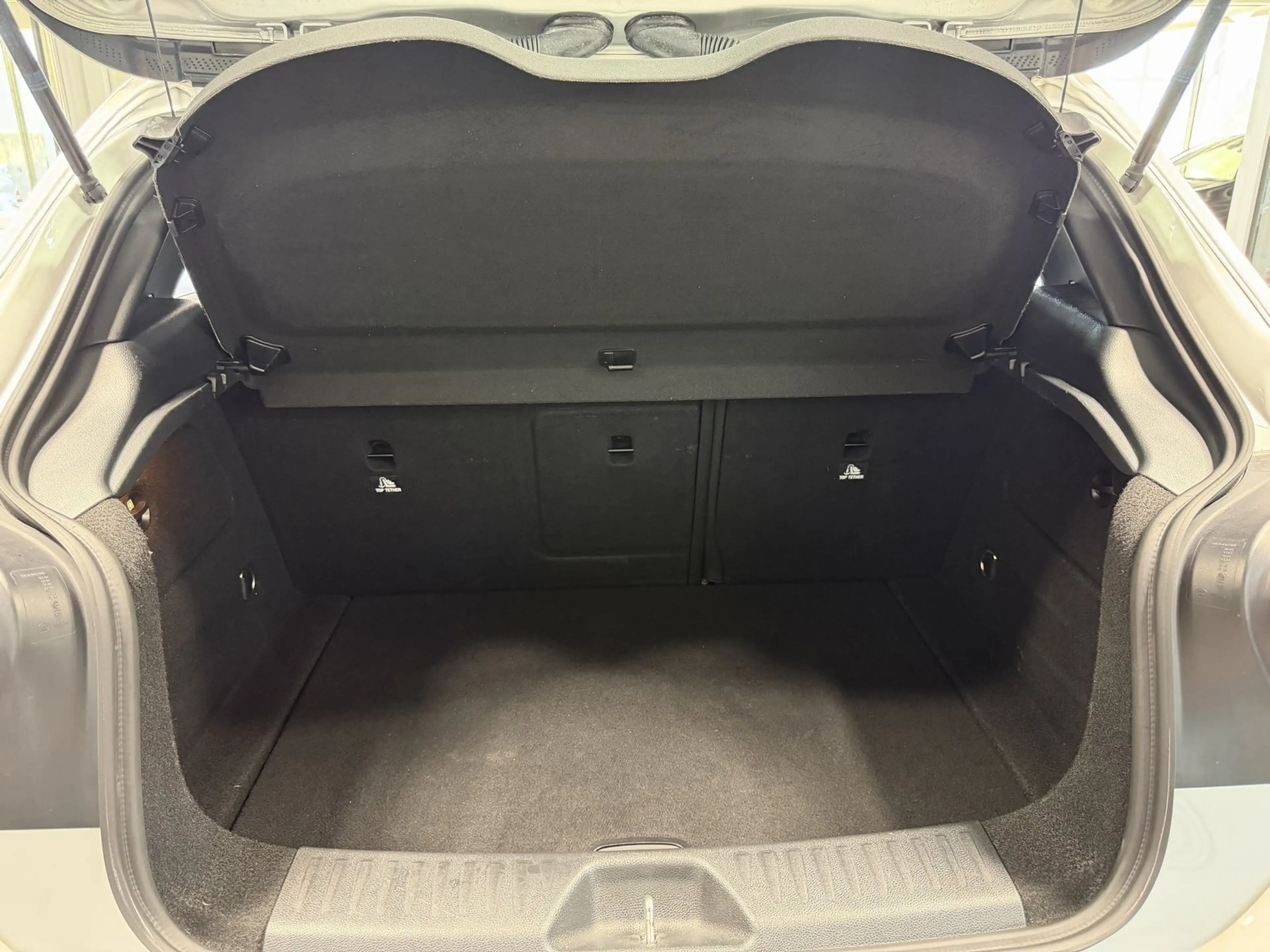 Mercedes-Benz A 180 Urban LED NAVI PDC SHZ+TEMPOMAT+AUDIO20CD+ — photo 12