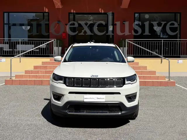 Jeep Compass view 3