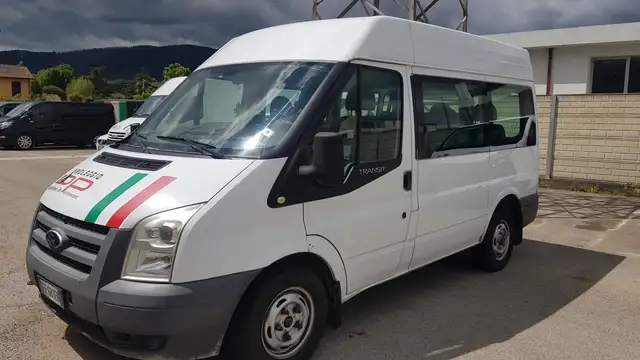 Ford Tourneo Transit 9 posti
