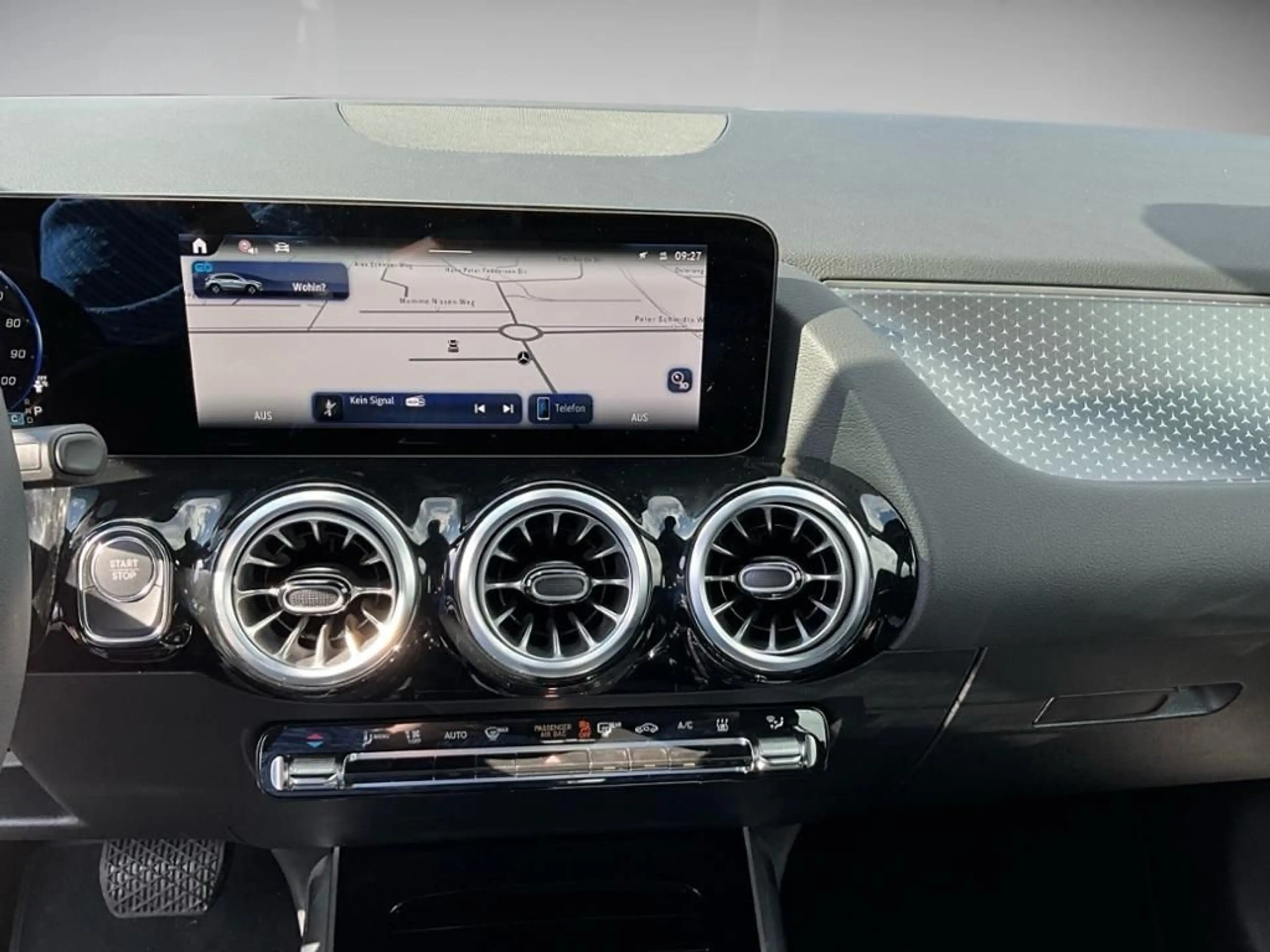 Mercedes-Benz EQA 250+ Progressive Advanced AHK AUT Kam. LED — photo 13