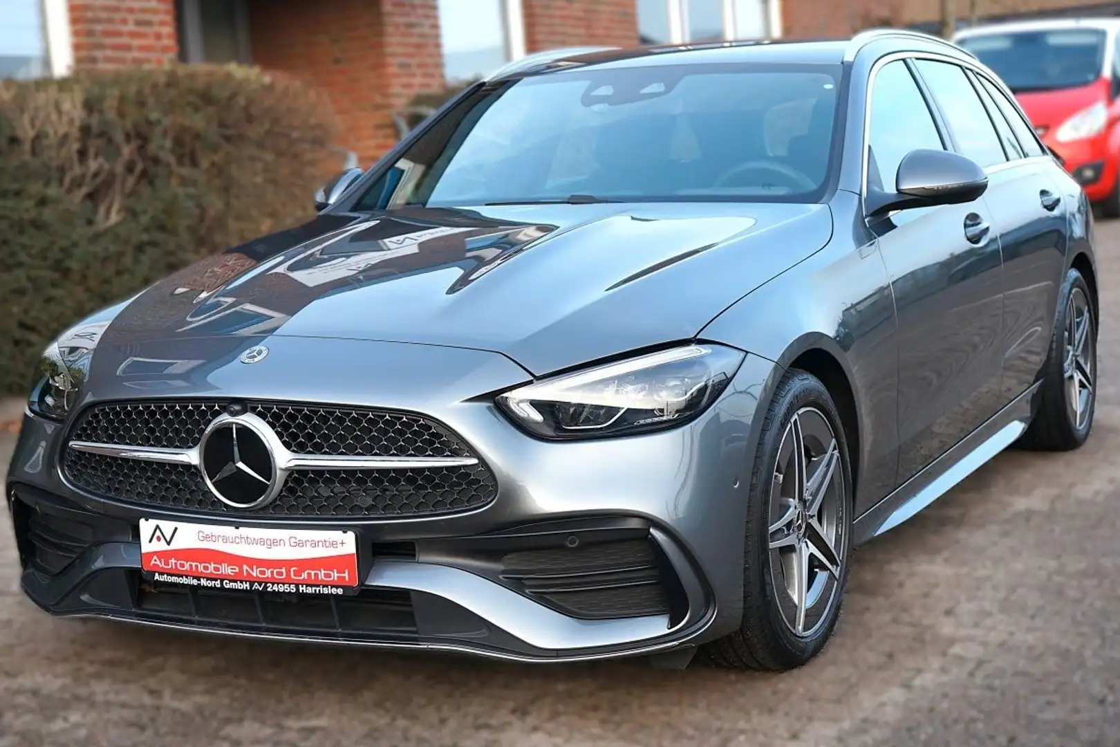 Mercedes-Benz C 300 d*Amg Paket*Ahk*Distronic Plus Grau - 2