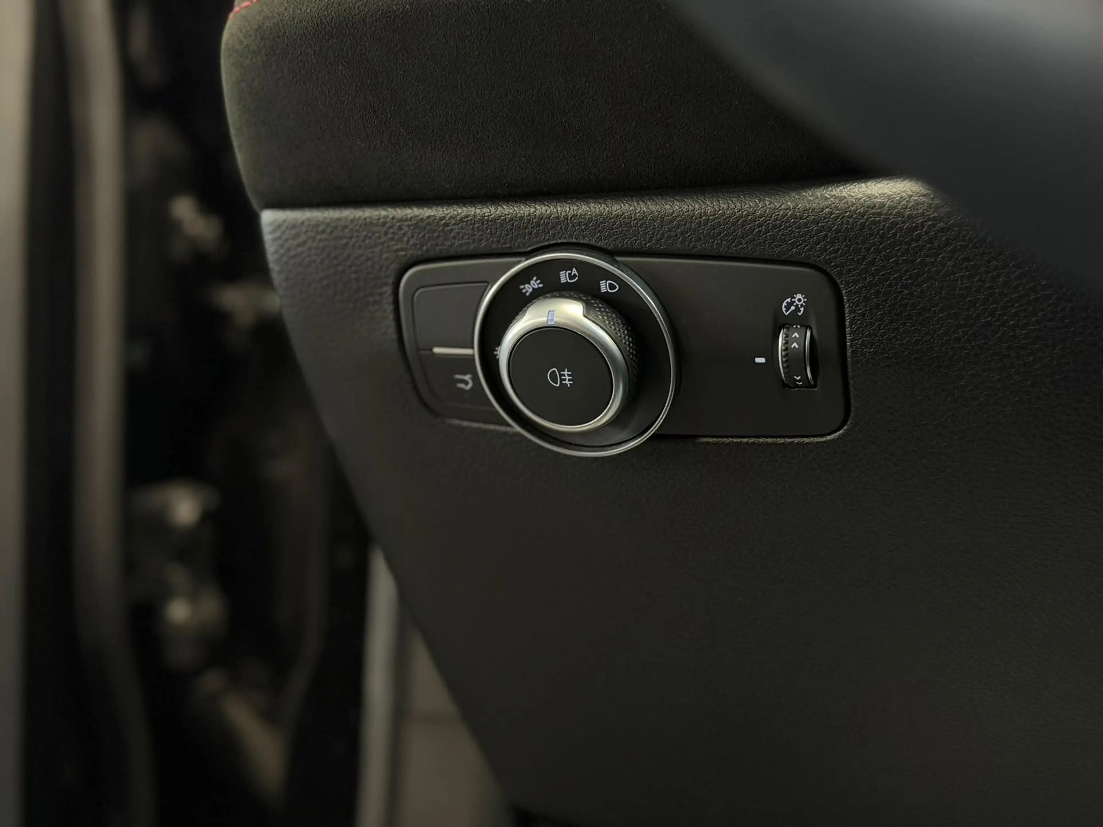 Alfa Romeo Tonale Veloce MATRIX+ALCANT.+PANO+TEMP+KAM+ACC+ — photo 12