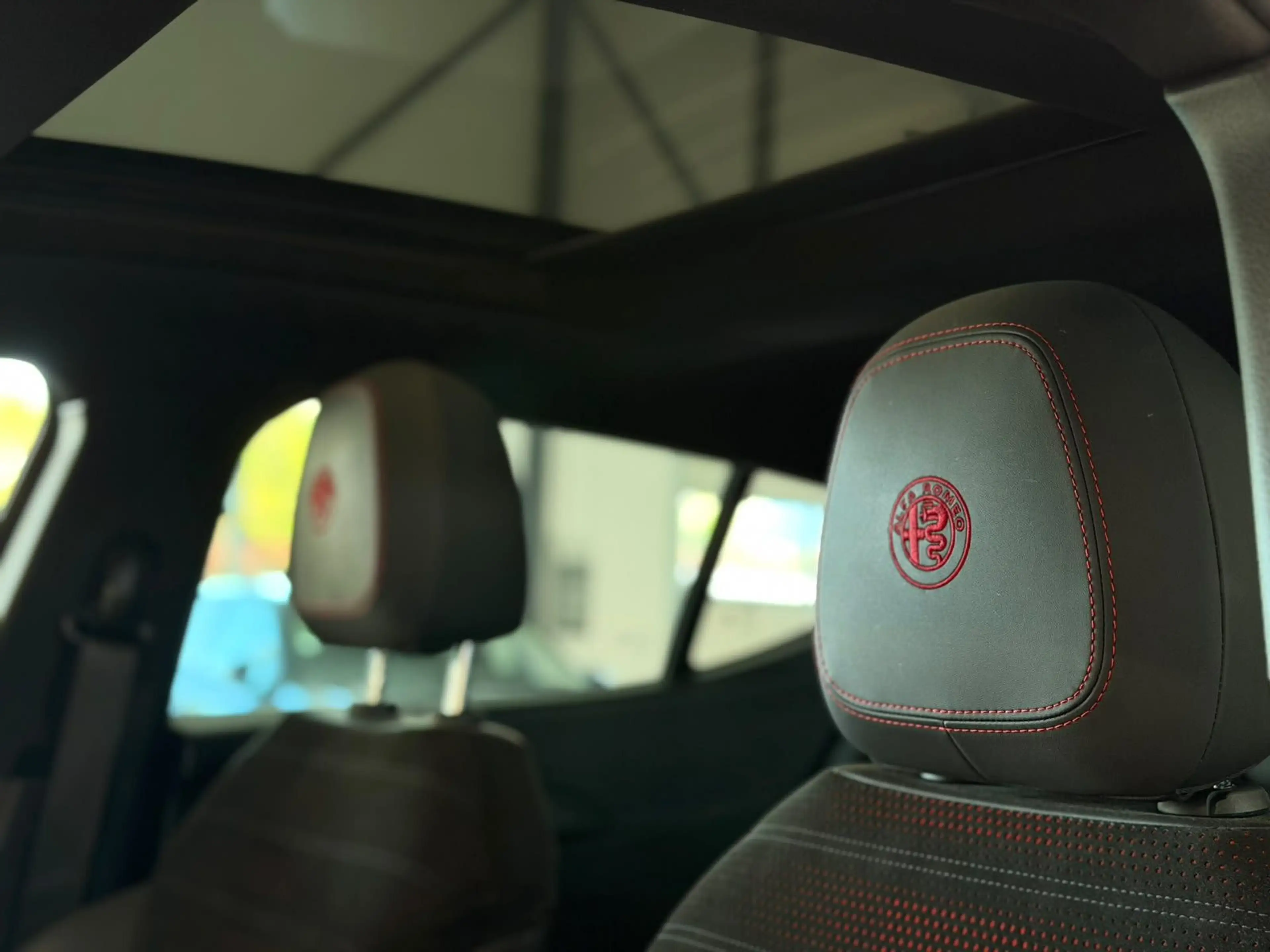 Alfa Romeo Tonale Veloce MATRIX+ALCANT.+PANO+TEMP+KAM+ACC+ — photo 10