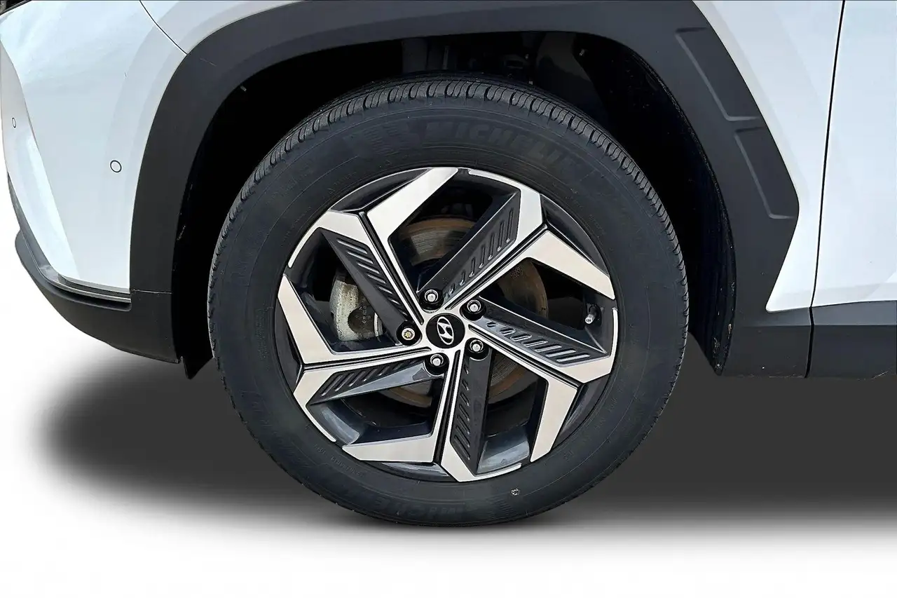 Hyundai TUCSON снимка Hyundai TUCSON