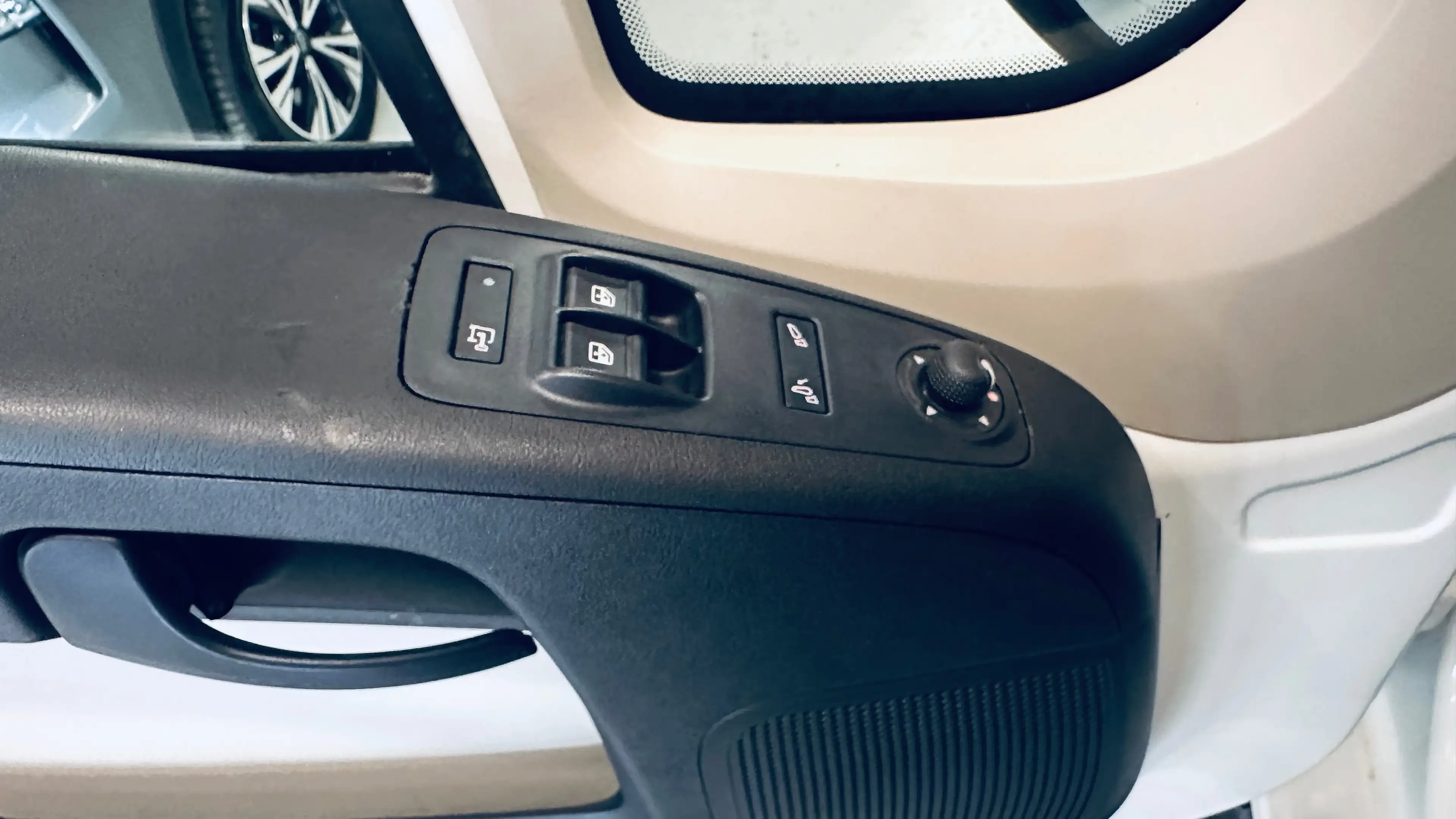 Peugeot Boxer 2.0 BlueHDi L2H2 3 PLACES PDC NAVI CLIM BLUETOOTH GALERIE TOIT — photo 10