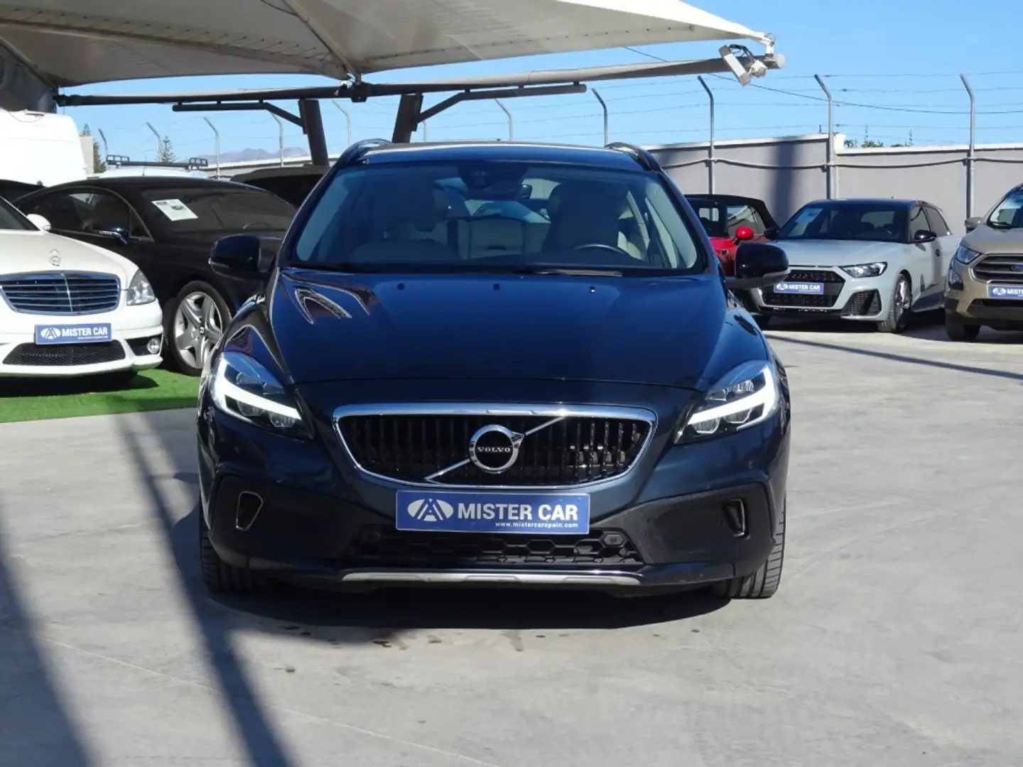Volvo V40 Cross Country D2 Aut. 120 Bleu - 2