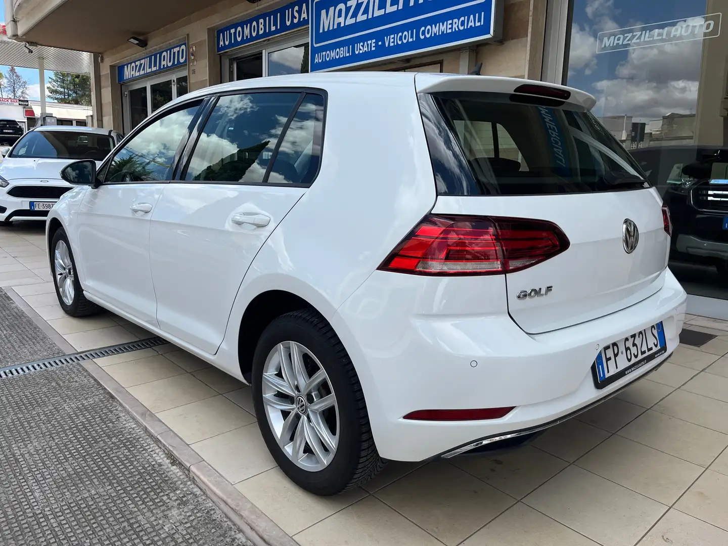 Volkswagen Golf Golf VII 5p 1.0 tsi 110cv Bianco - 2