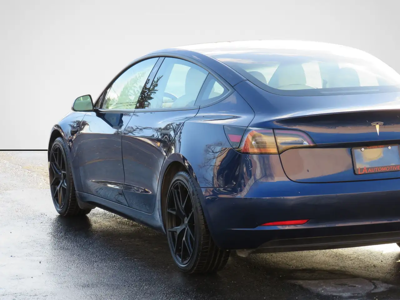 Tesla Model 3 fotografie Tesla Model 3
