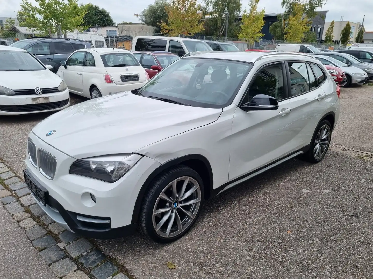 BMW X1 18 d sDrive*KLIMA*SHZ* Blanc - 1