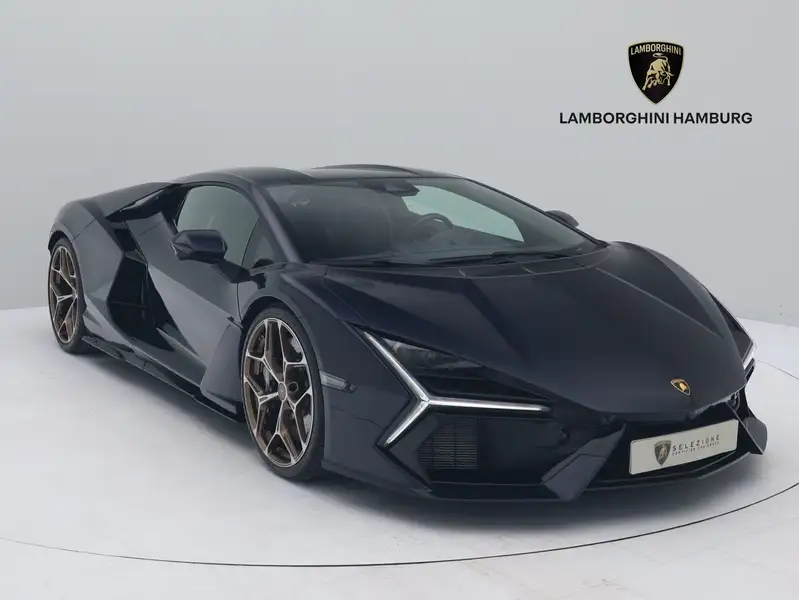LAMBORGHINI Revuelto