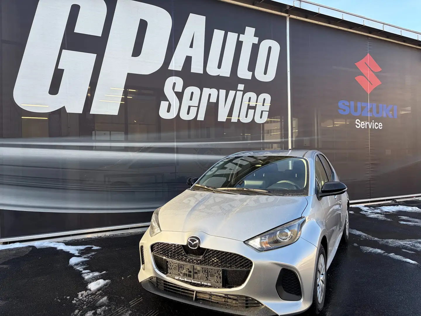 Mazda 2 Mazda 2 Hybrid Prime Line Aut. Silber - 2