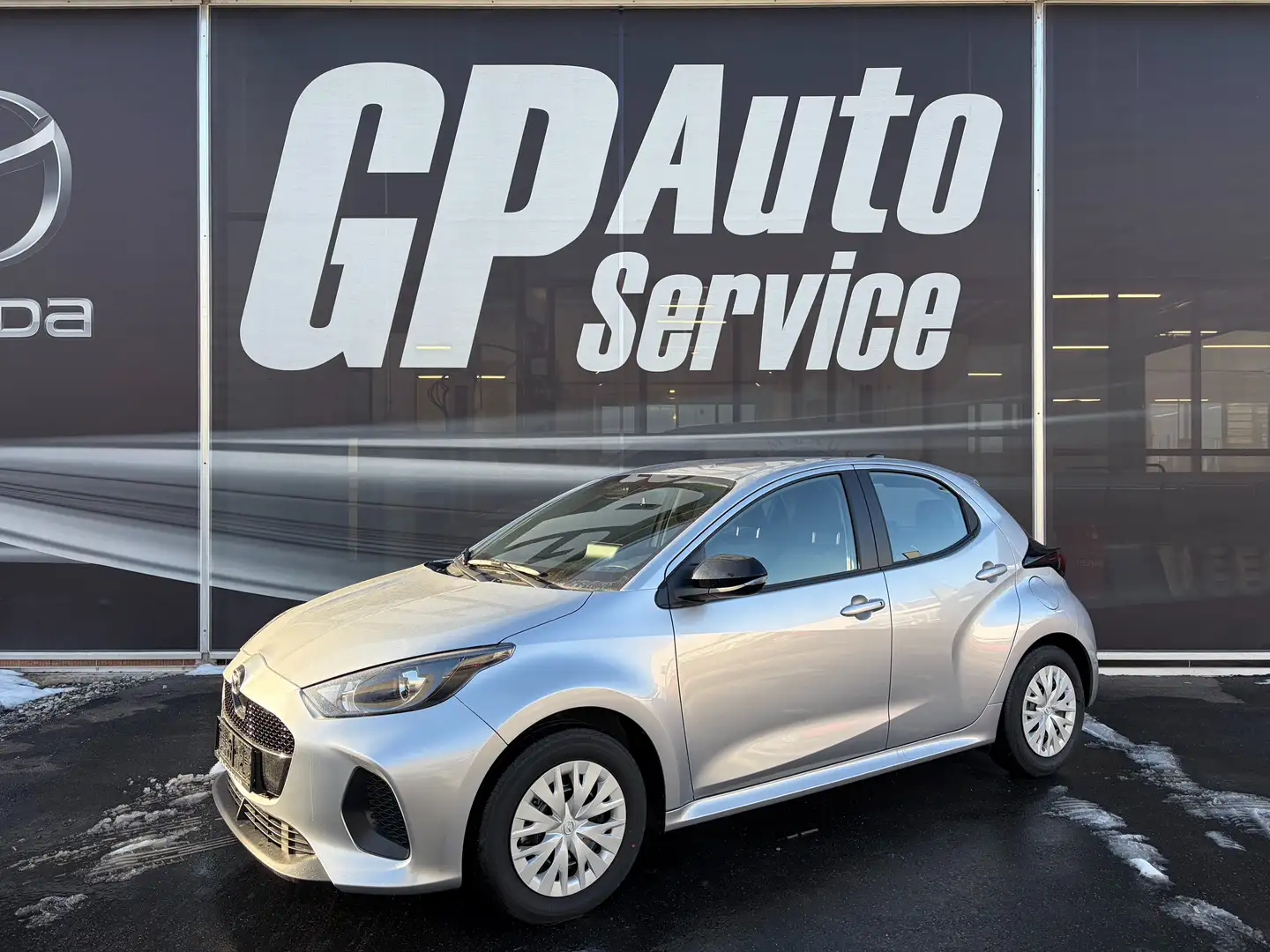 Mazda 2 Mazda 2 Hybrid Prime Line Aut. Silber - 1
