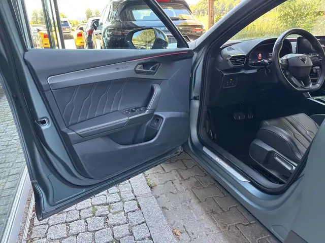 Cupra Formentor view 9
