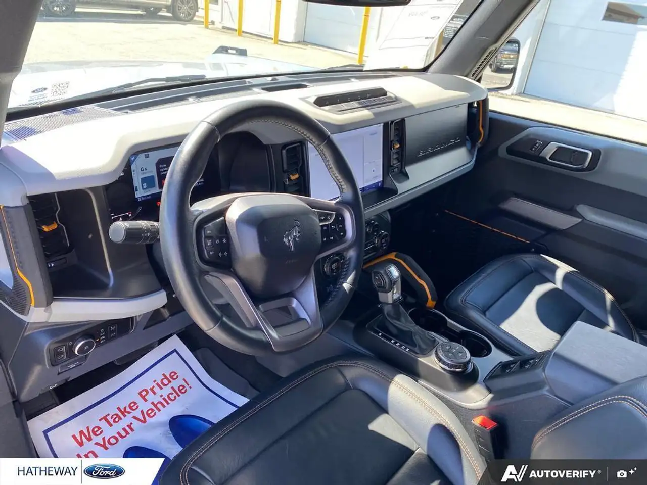 Ford Bronco снимка Ford Bronco