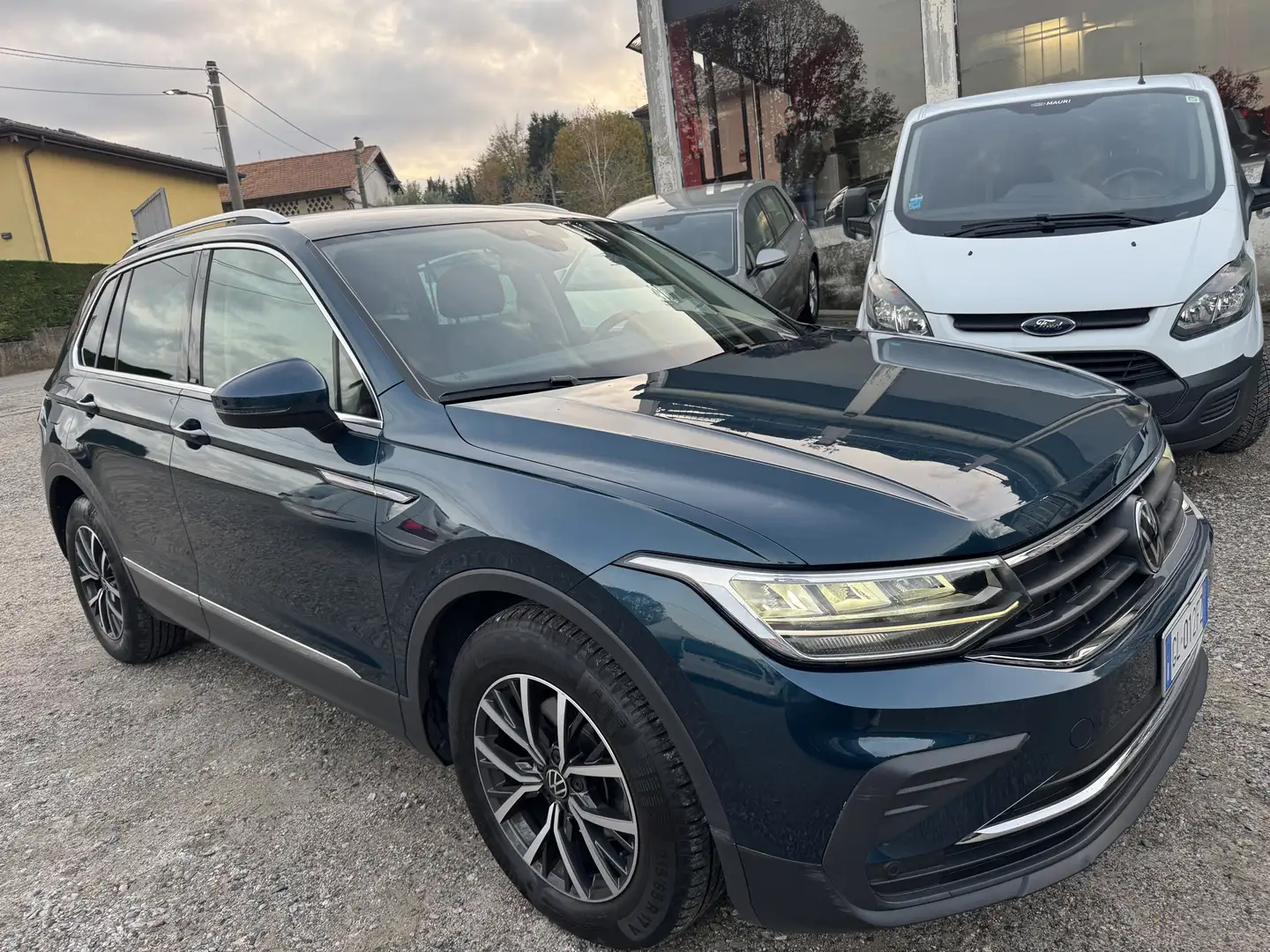 Volkswagen Tiguan 2.0 tdi Life 150cv dsg - 2