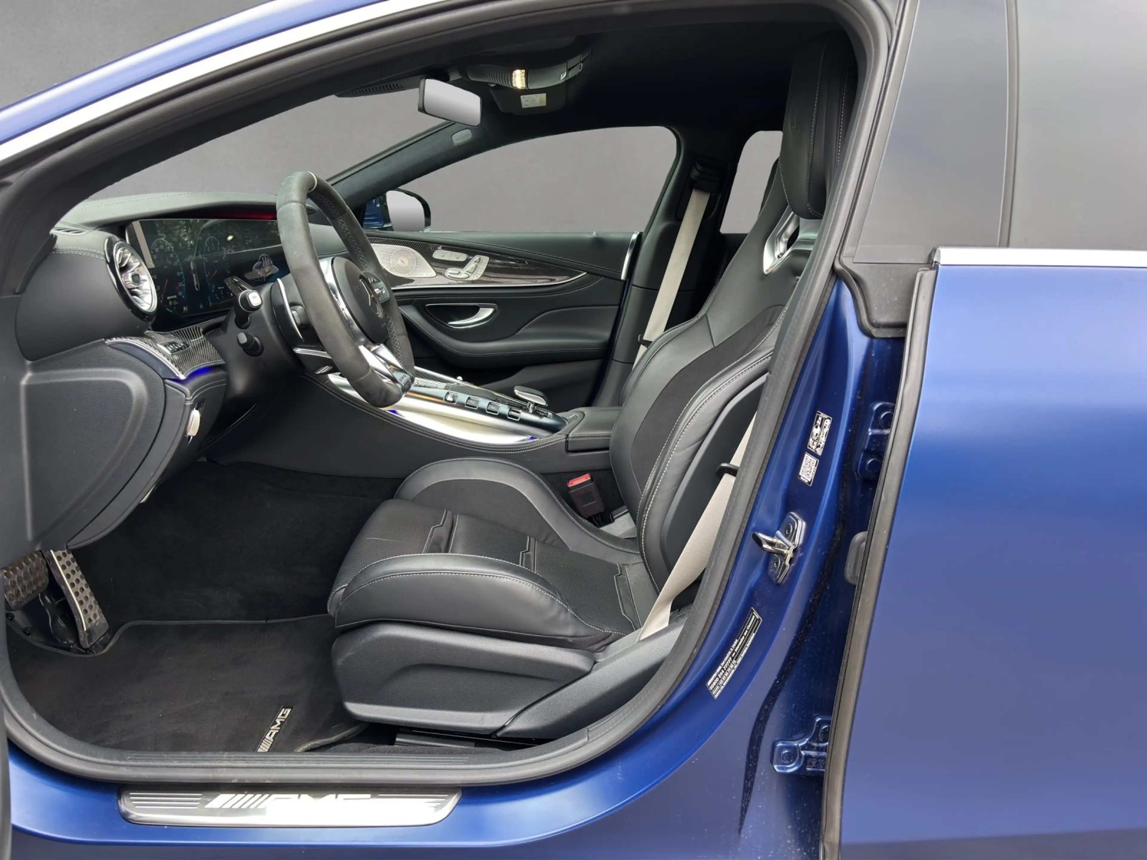 Mercedes-Benz AMG GT GT63S AMG Perf.Sitz DISTR Carbon HUD KeyGo MAGNO — photo 8