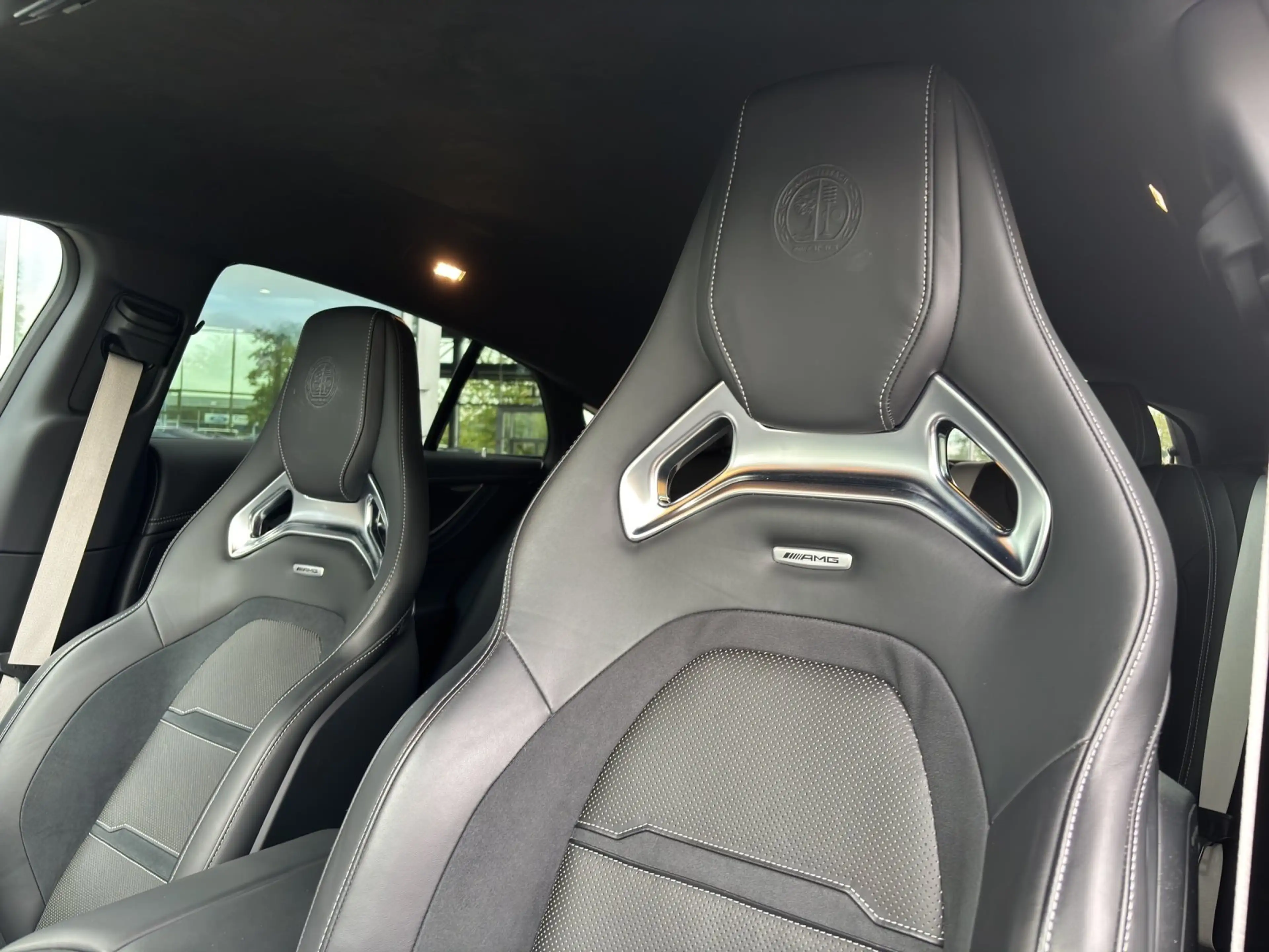 Mercedes-Benz AMG GT GT63S AMG Perf.Sitz DISTR Carbon HUD KeyGo MAGNO — photo 11