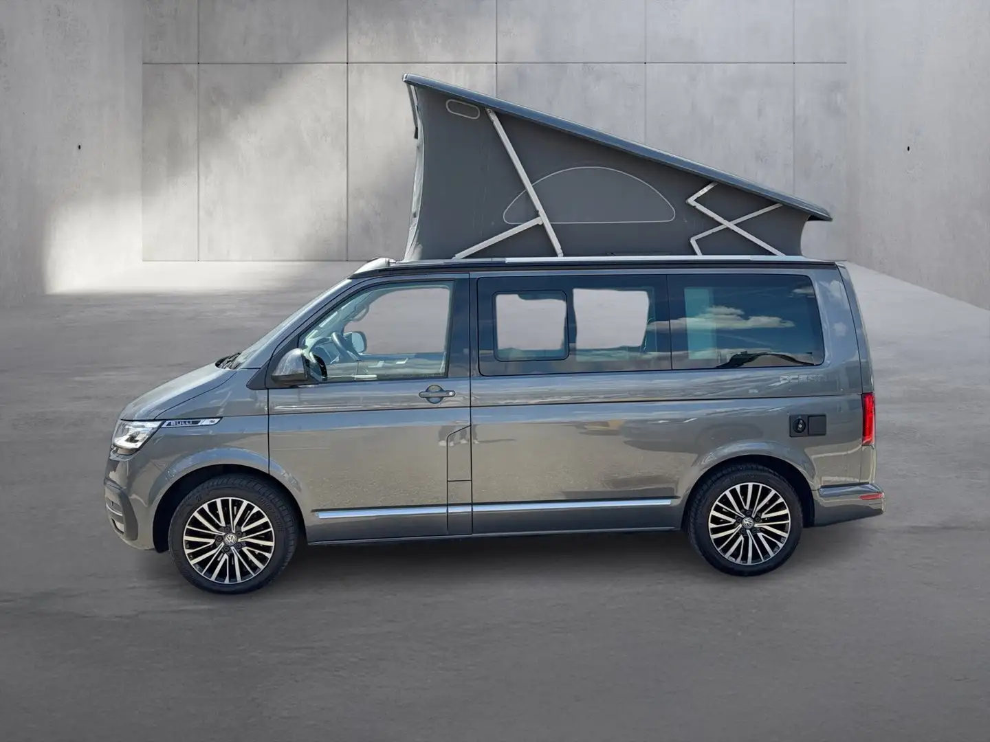 Volkswagen T6.1 California VW T6.1 California Ocean TDI 4MOTION Grau - 2